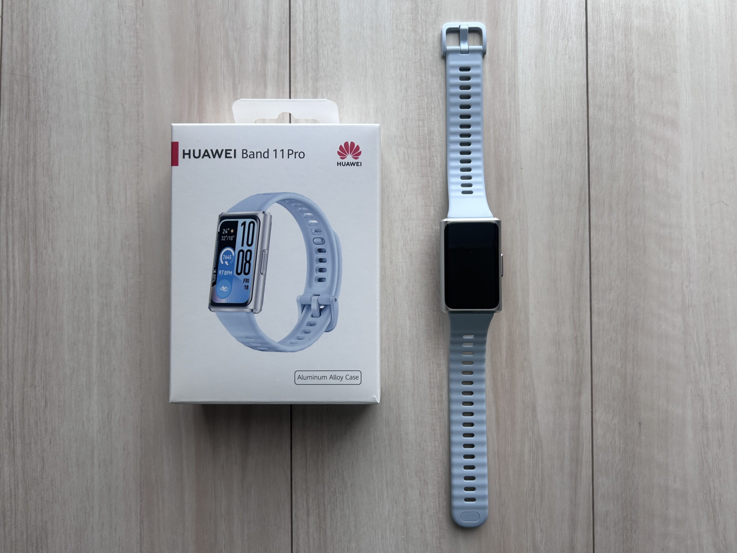 Band11-Pro-箱と本機.jpg